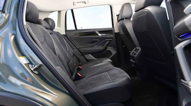 Volkswagen Tiguan - rear seat