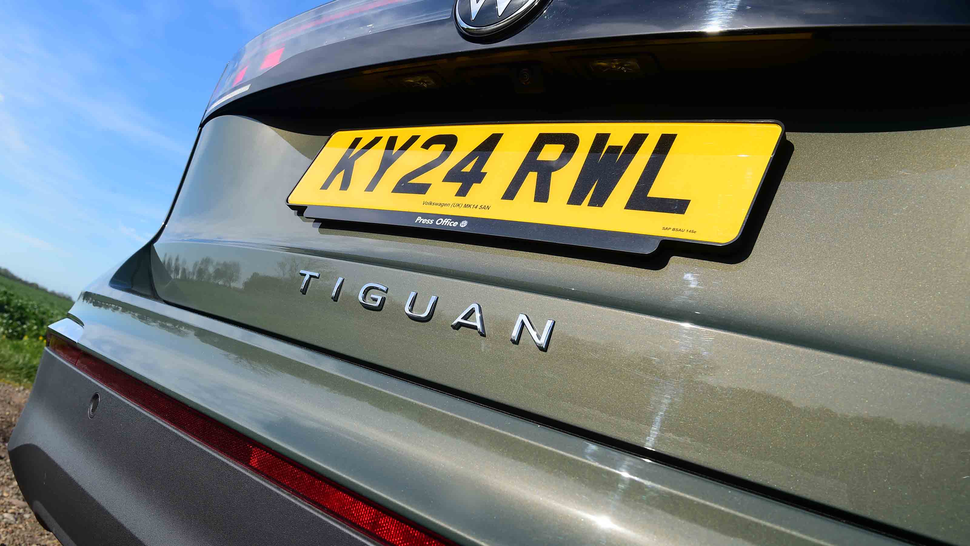 Volkswagen Tiguan - rear tailgate 'Tiguan' badge