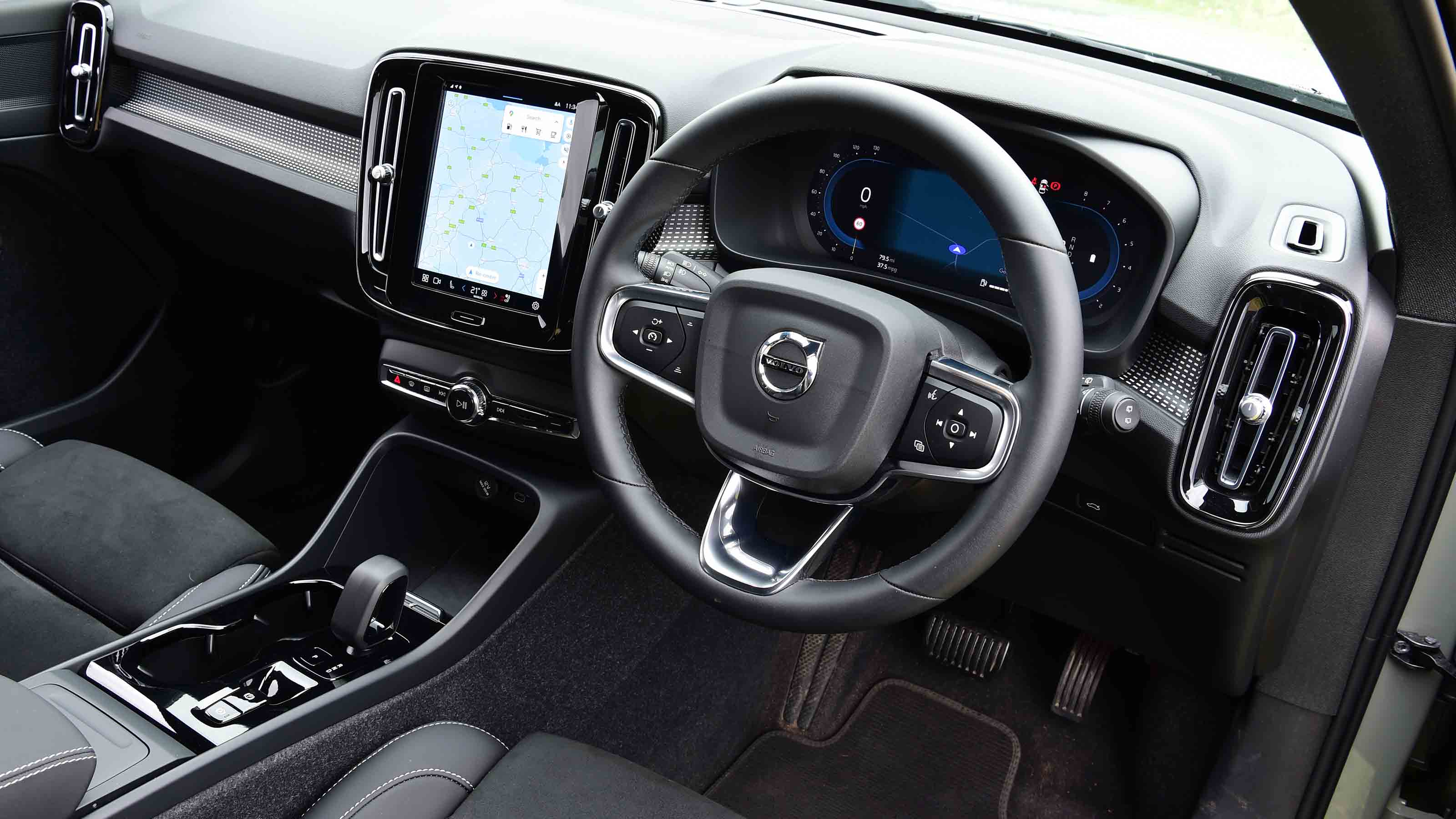 Volvo XC40 - dashboard