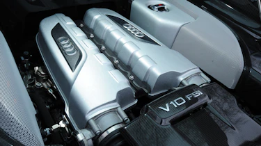 Audi R8 coupe engine