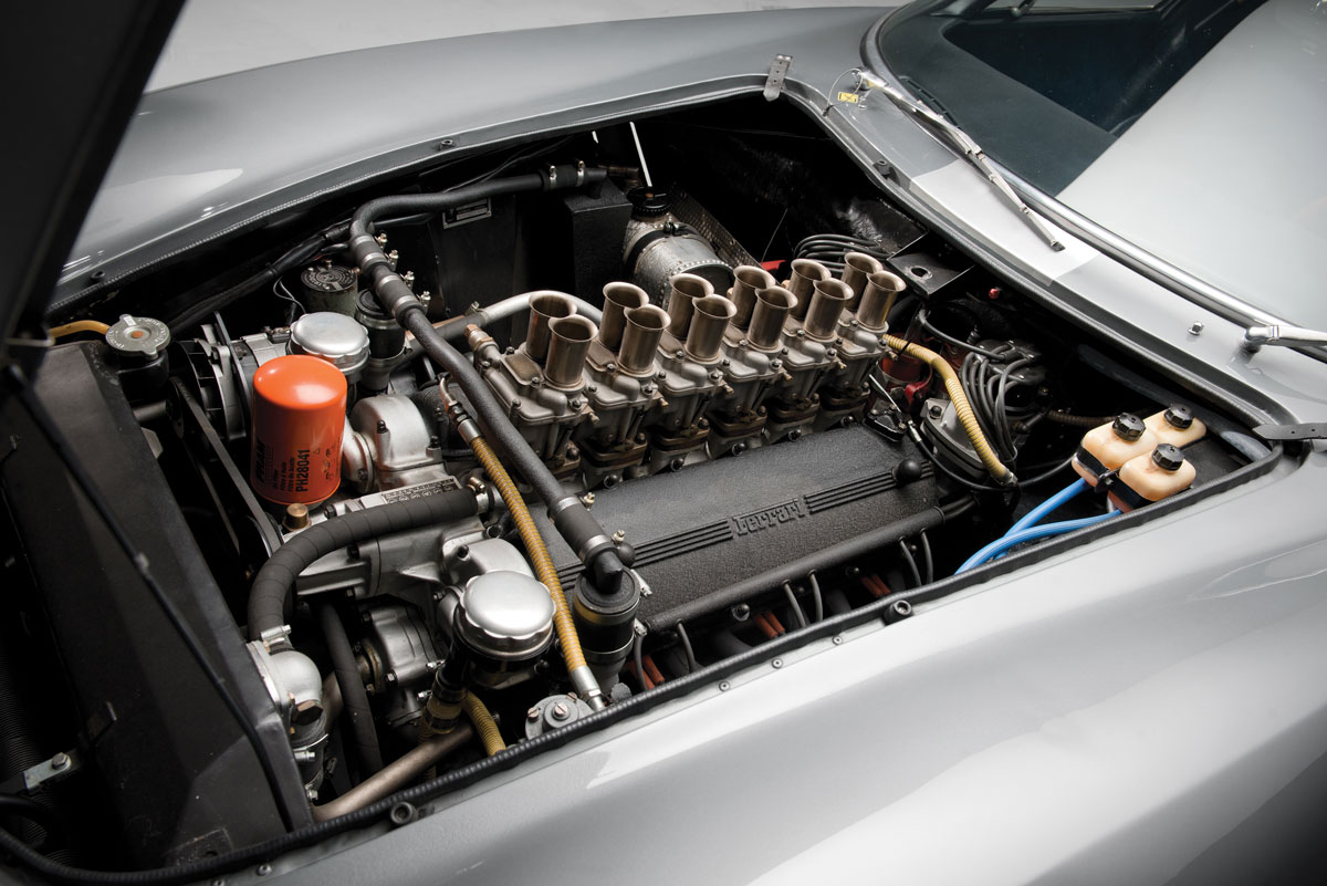Ferrari 275 GTB/C Speciale engine