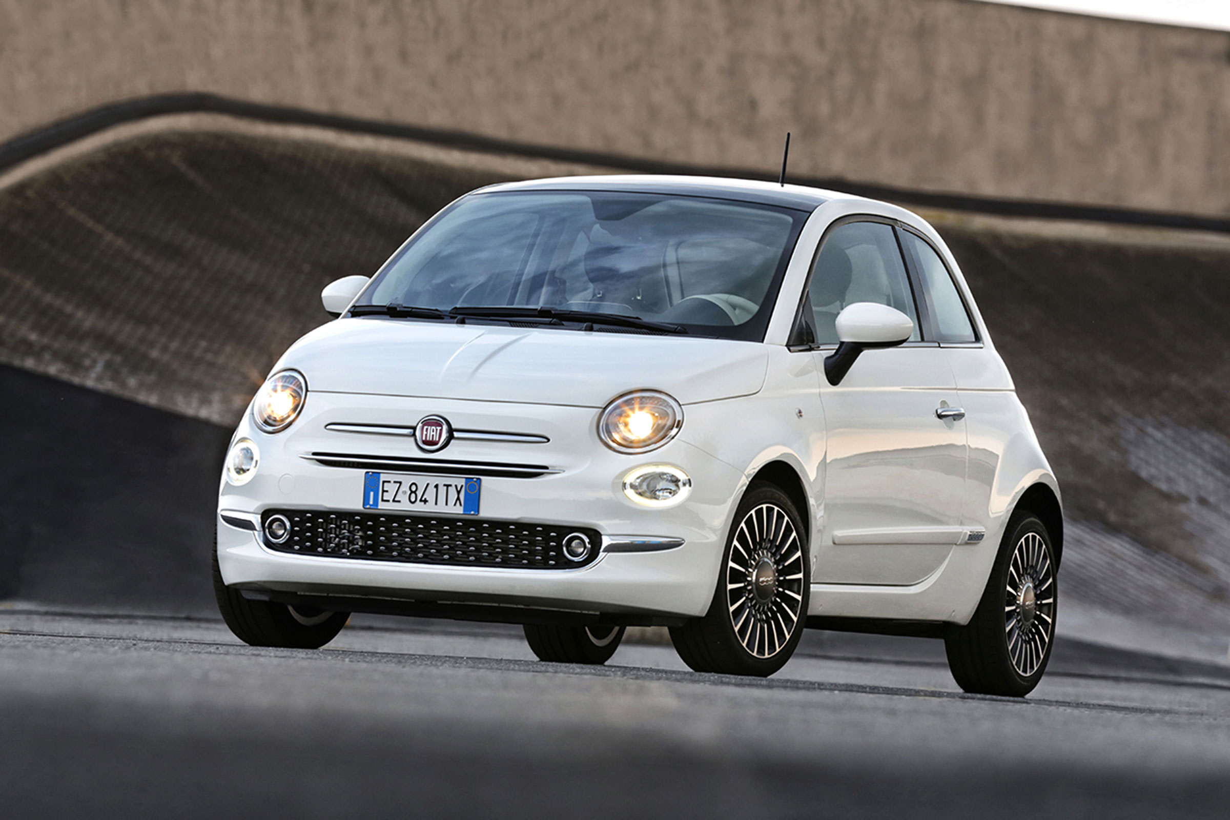 Fiat 500 facelift - front static