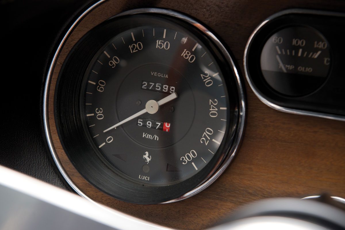 Ferrari 275 GTB/C Speciale dials