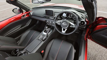 Mazda MX-5 1.5 2015 interior