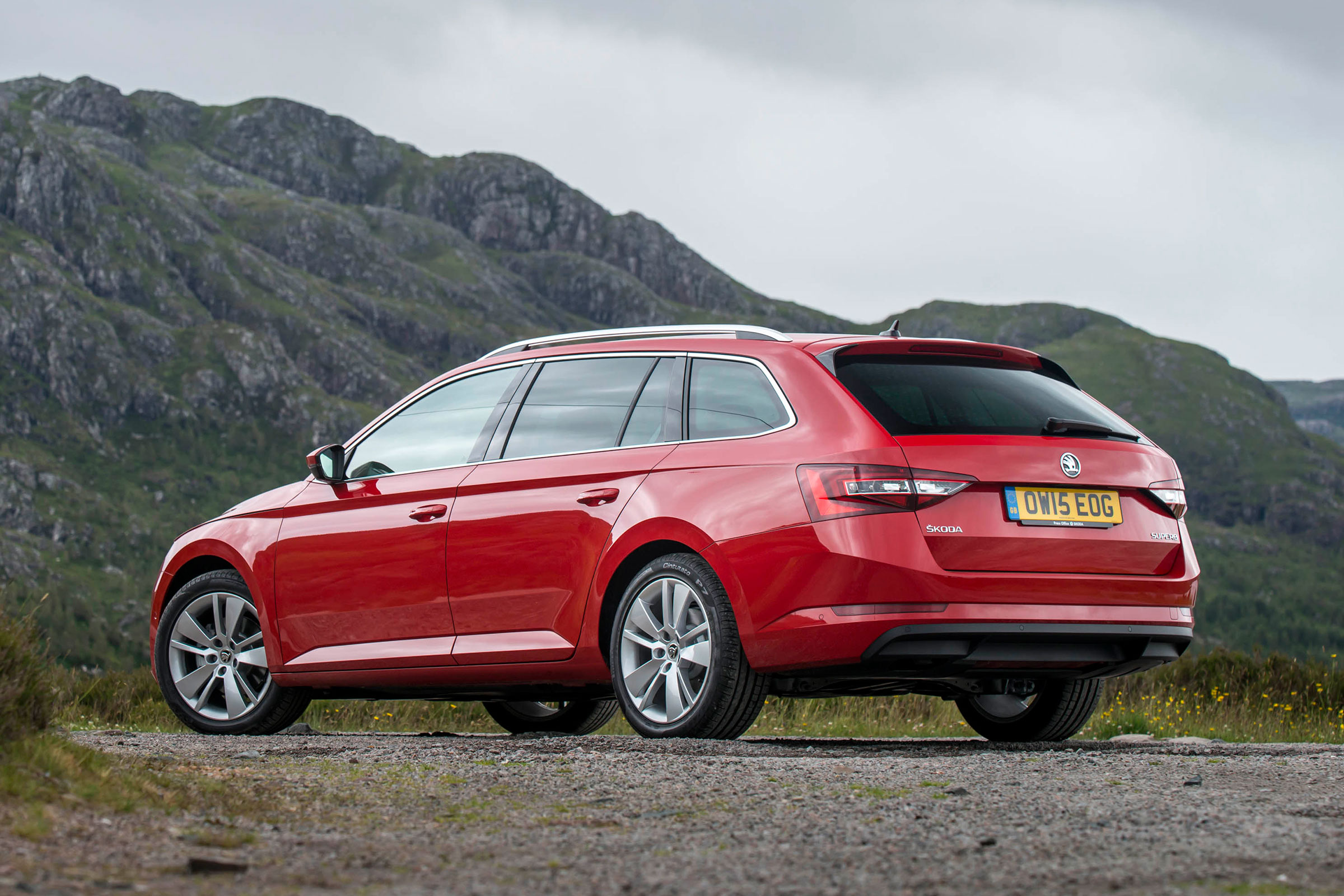 Skoda Superb Estate - rear static