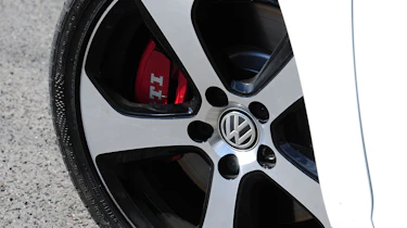 Volkswagen Golf GTI alloy wheels