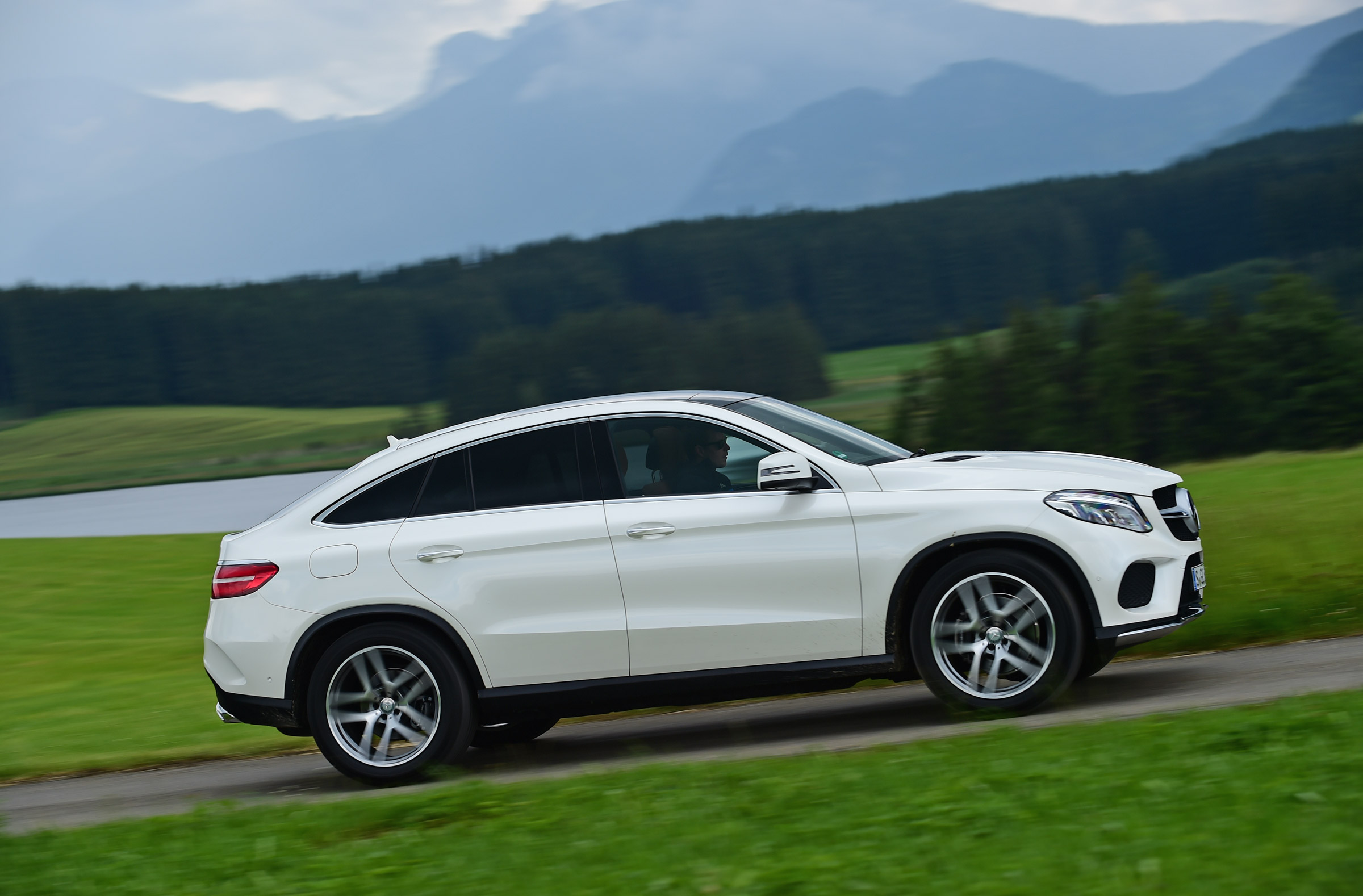 Mercedes GLE Coupe 2015 side
