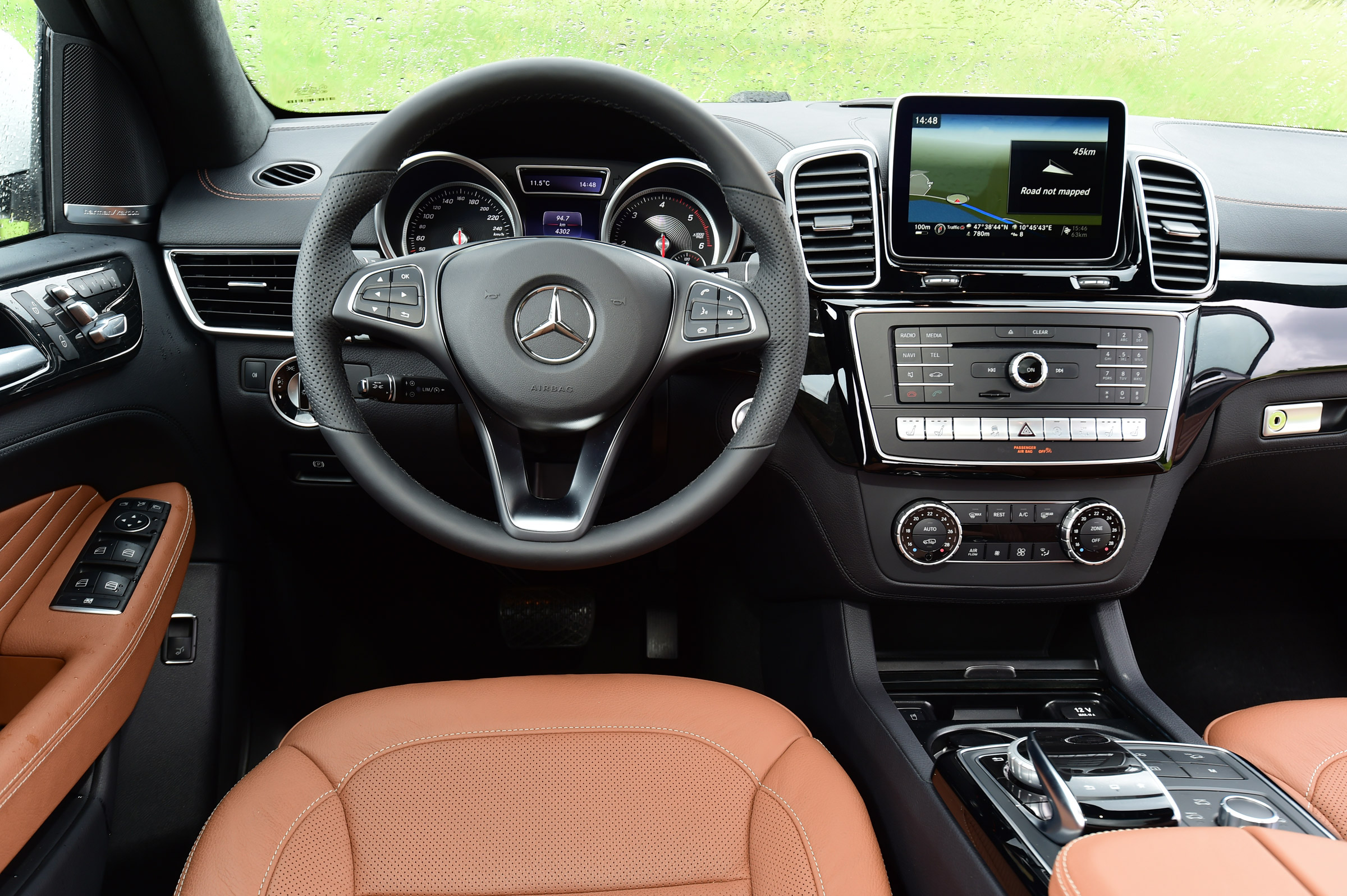 Mercedes GLE Coupe 2015 interior
