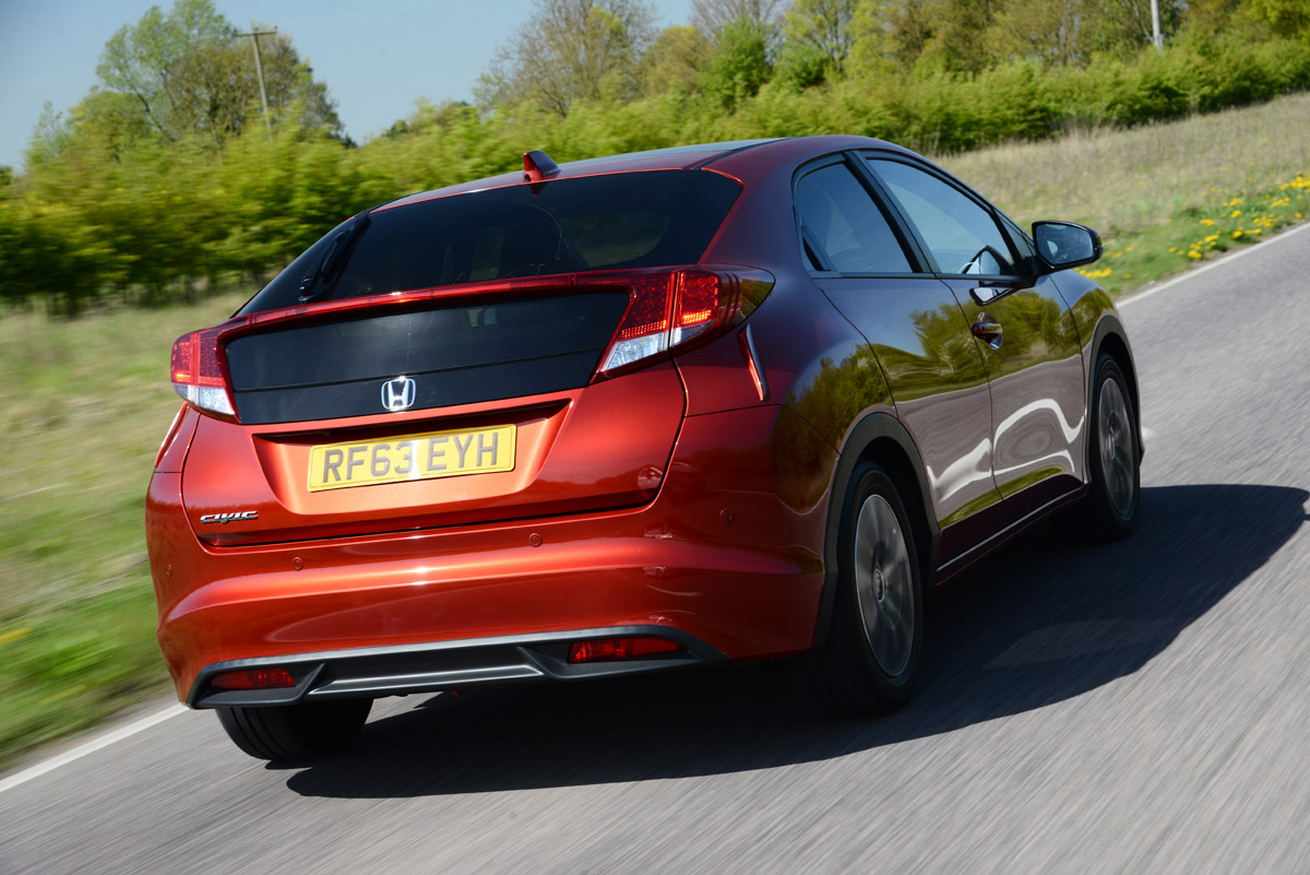 Honda Civic 2014 rear tracking