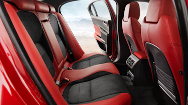 Jaguar XE - rear seats