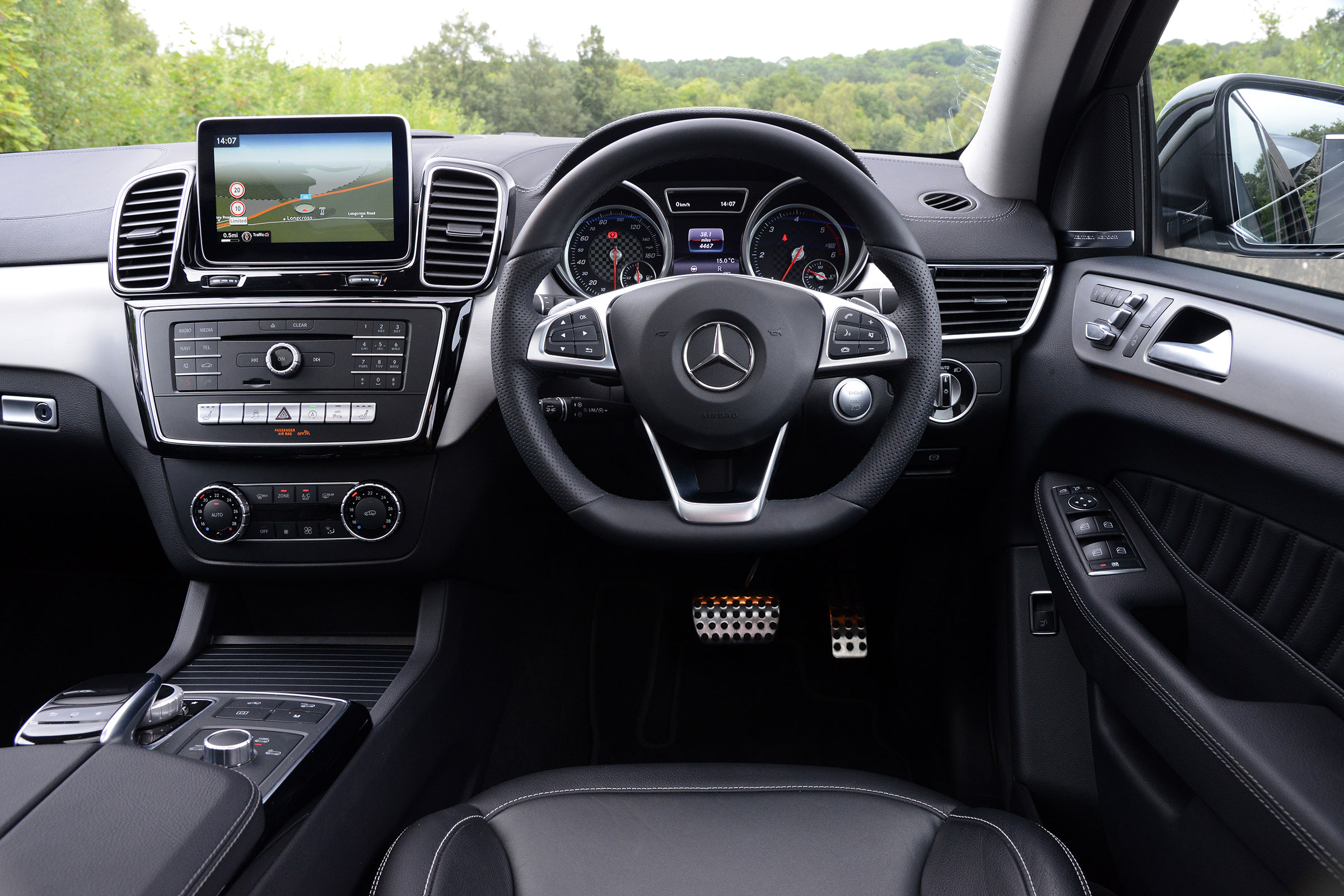 Mercedes GLE Coupe - interior