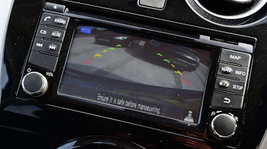 Nissan Note - screen