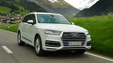 Audi Q7 - front tracking