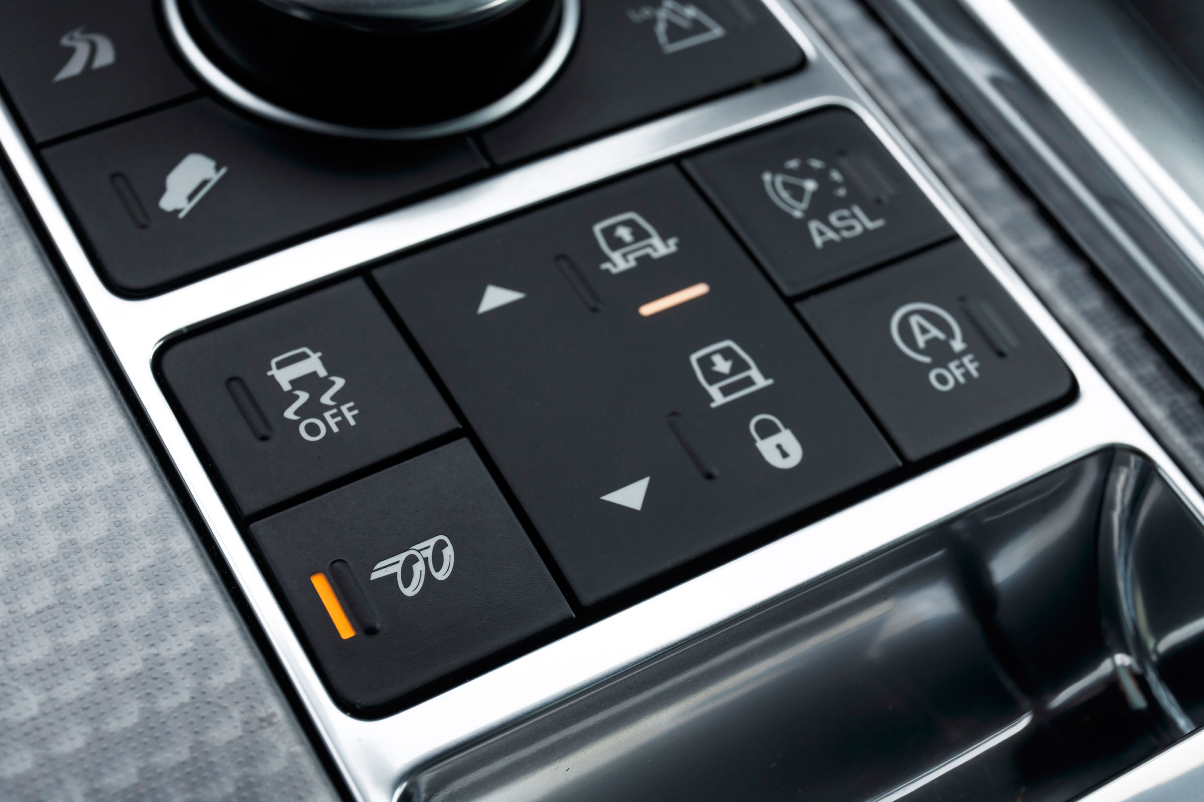 Range Rover Sport SVR  - buttons