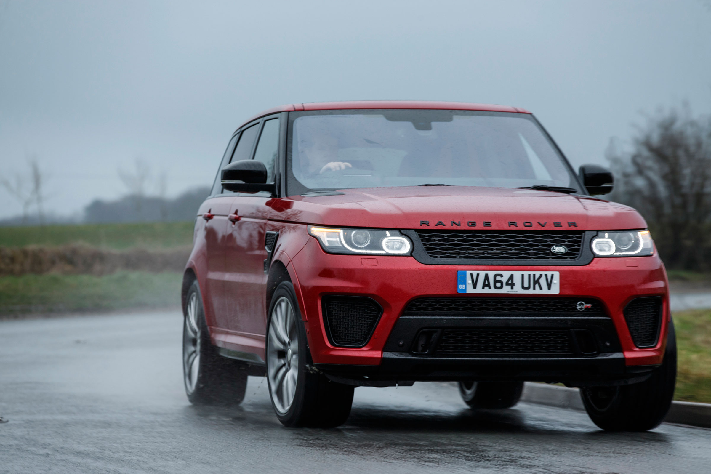 Range Rover Sport SVR - nose