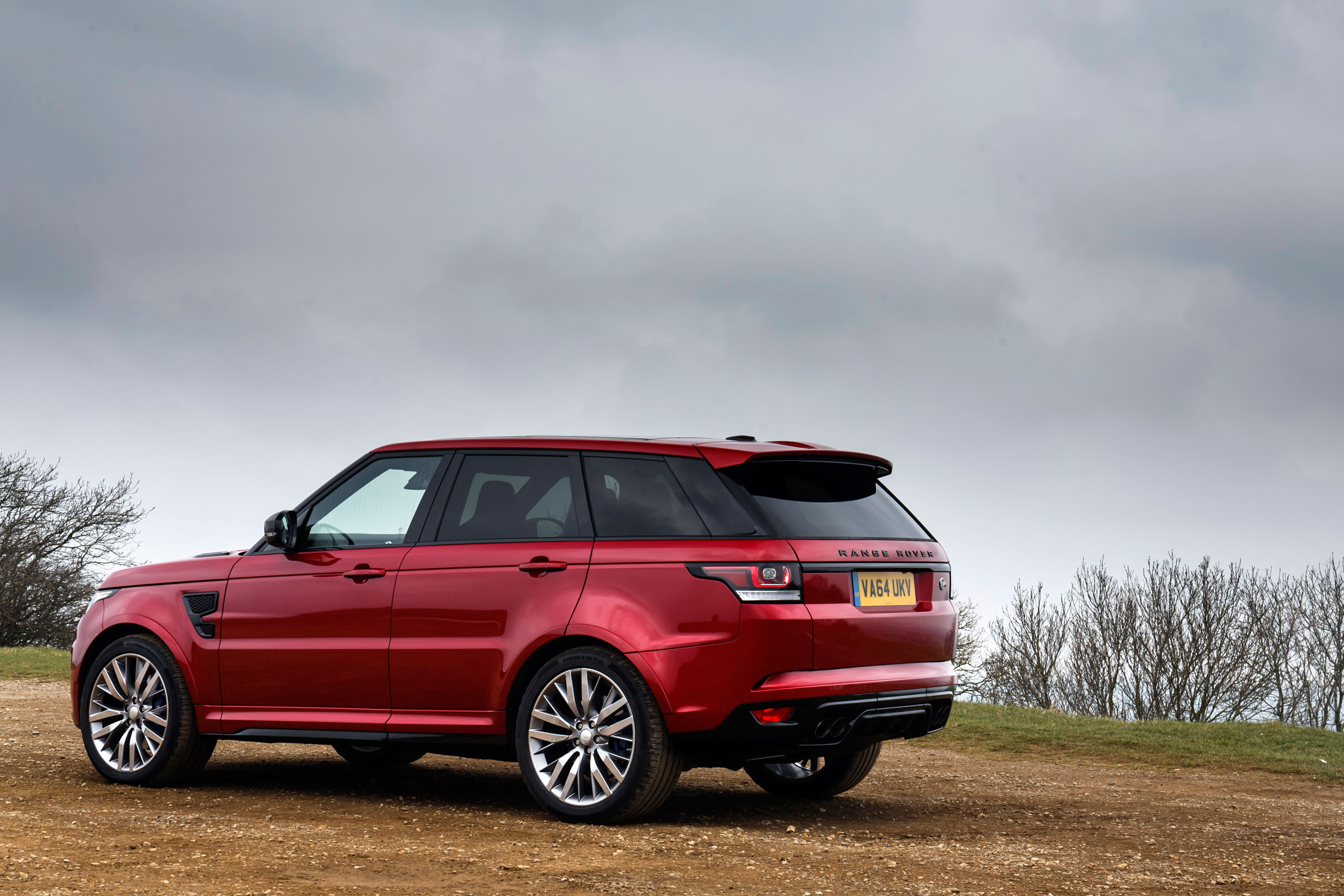 Range Rover Sport SVR - rear static