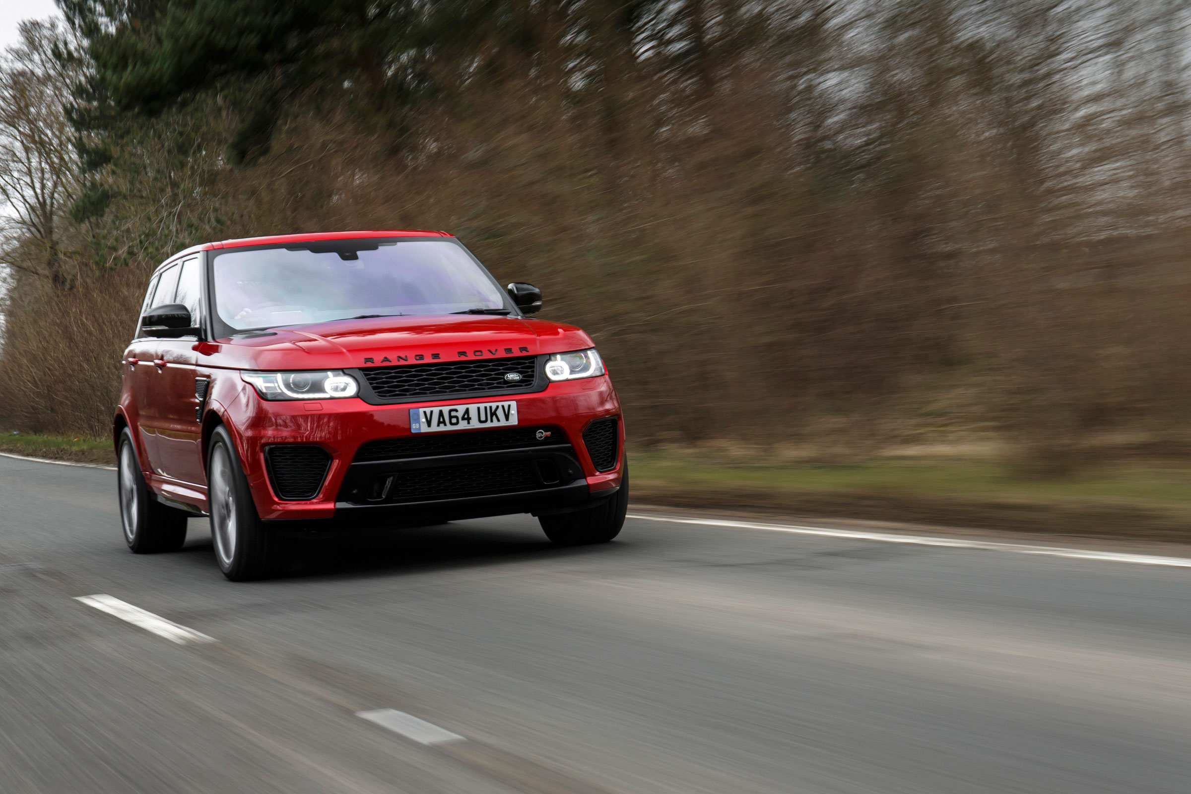 Range Rover Sport SVR - driving