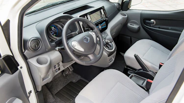 Nissan e-NV200 interior