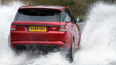 Range Rover Sport SVR - rear splash
