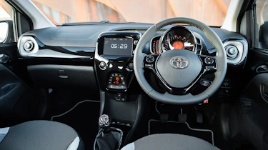 Toyota Aygo X-pression X-Wave interior