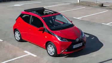 Toyota Aygo X-pression X-Wave front