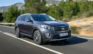 Kia Sorento KX-2 - front action