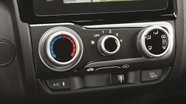 Honda Jazz - air con controls