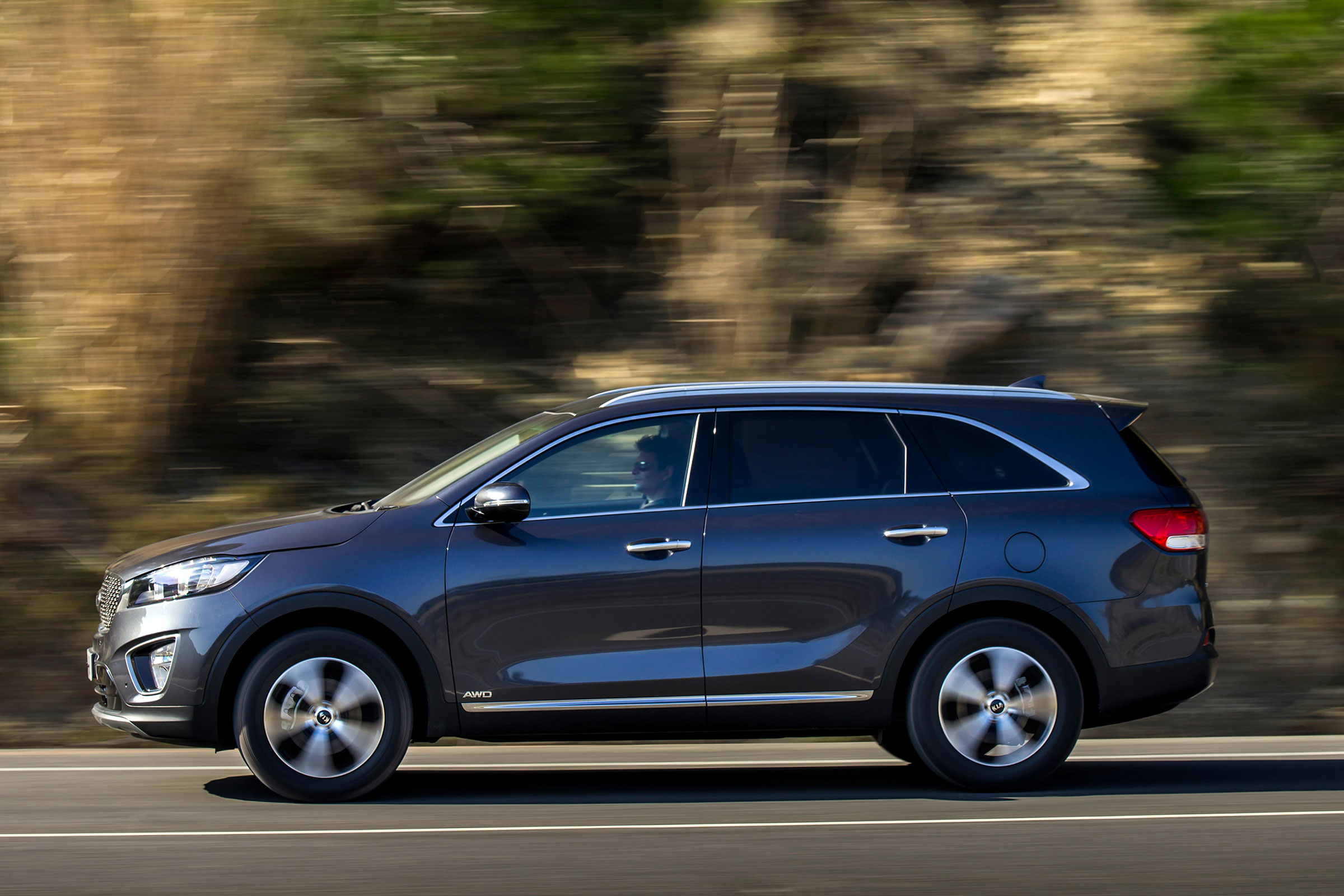 Kia Sorento KX-2 - panning