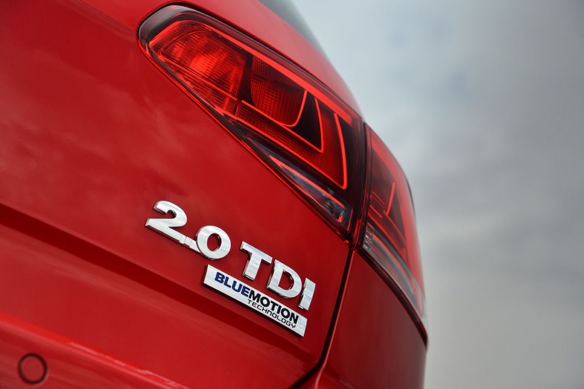 Volkswagen Golf Mk7 2.0 TDI badge