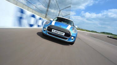 Mini Cooper motion