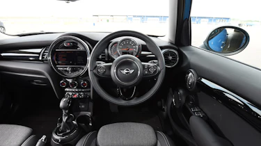 Mini Cooper dash