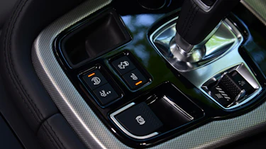 Jaguar F-Type Coupe V6 gearstick