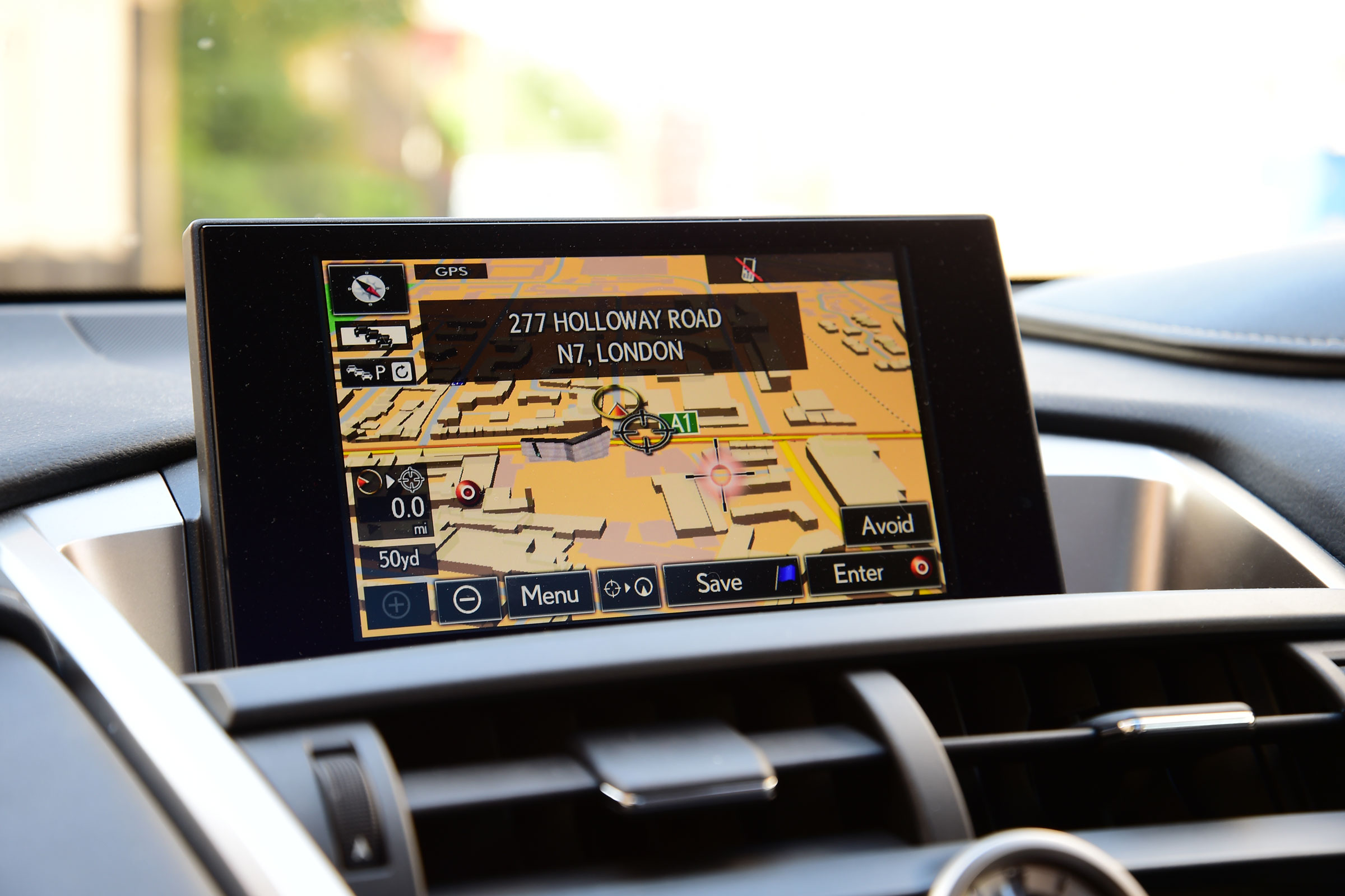Lexus NX - sat-nav screen