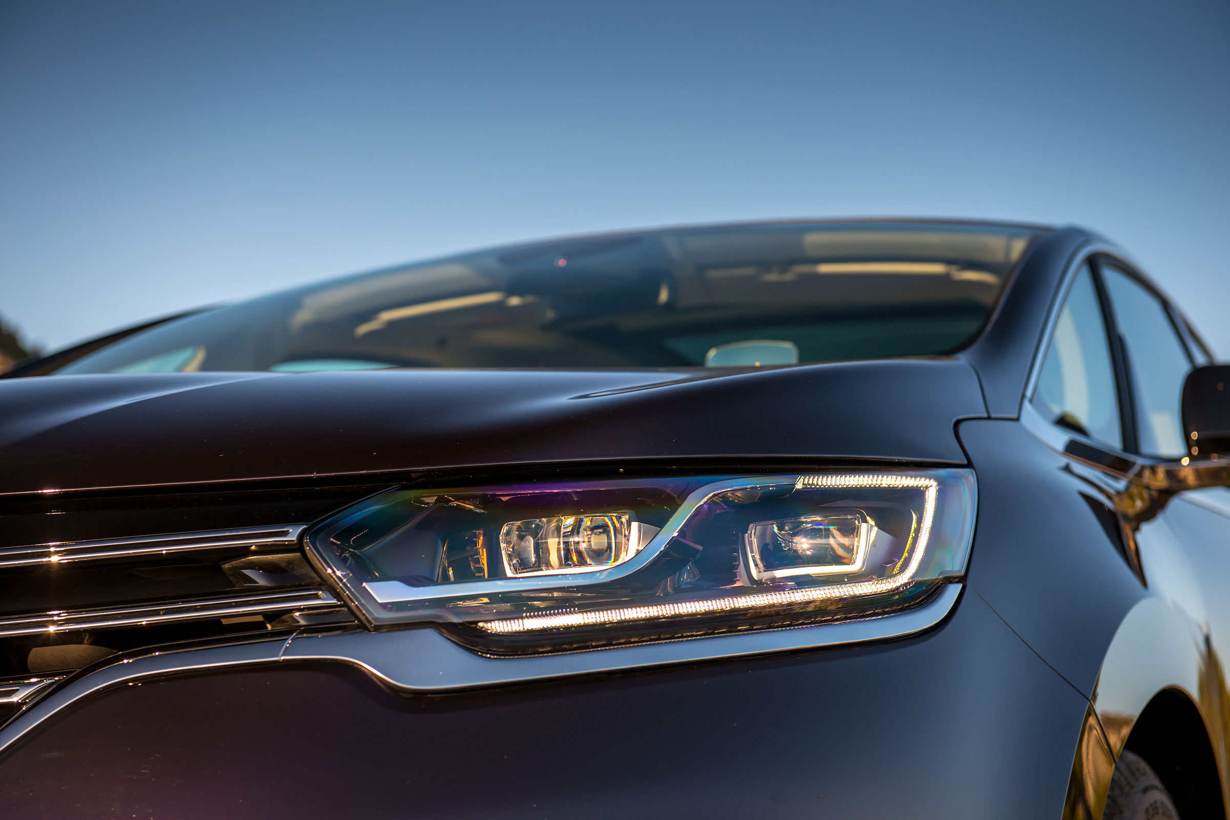 Renault Espace - lights