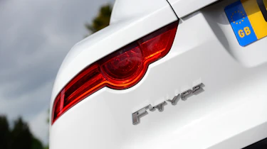 Jaguar F-Type Coupe V6 badge