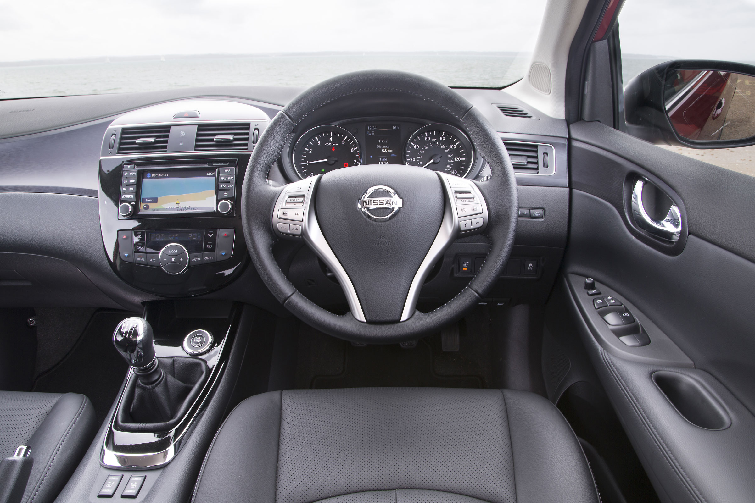 Nissan Pulsar 1.5 dCi Tekna interior