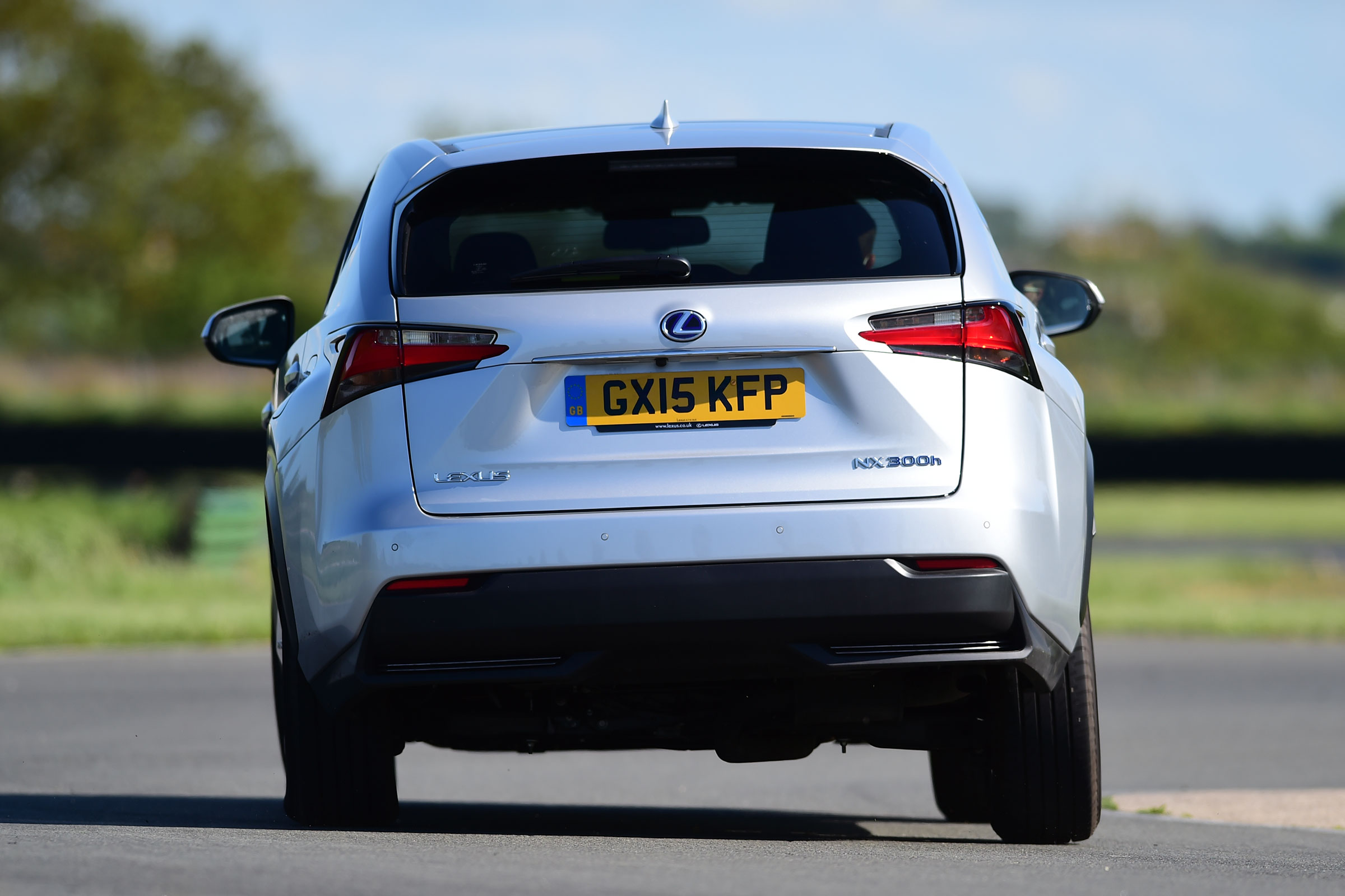 Lexus NX - rear action