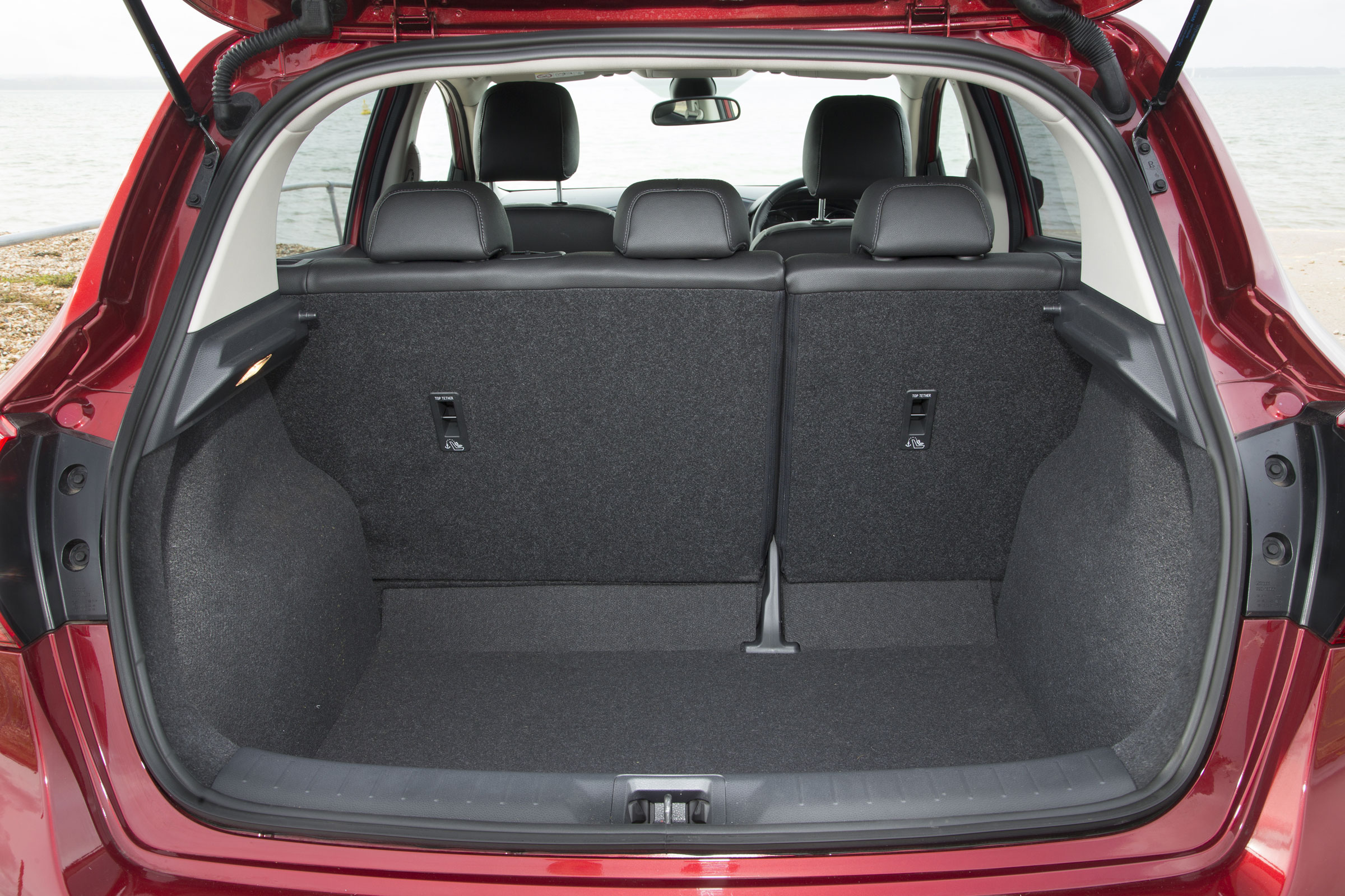 Nissan Pulsar 1.5 dCi Tekna boot