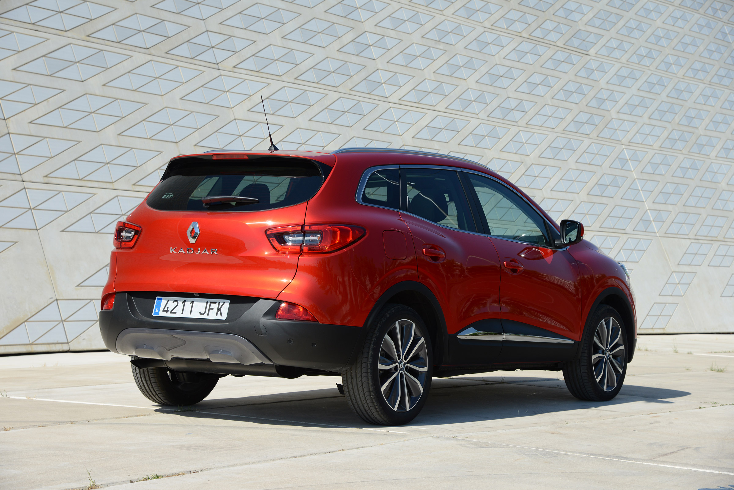 New Renault Kadjar 2015 rear static