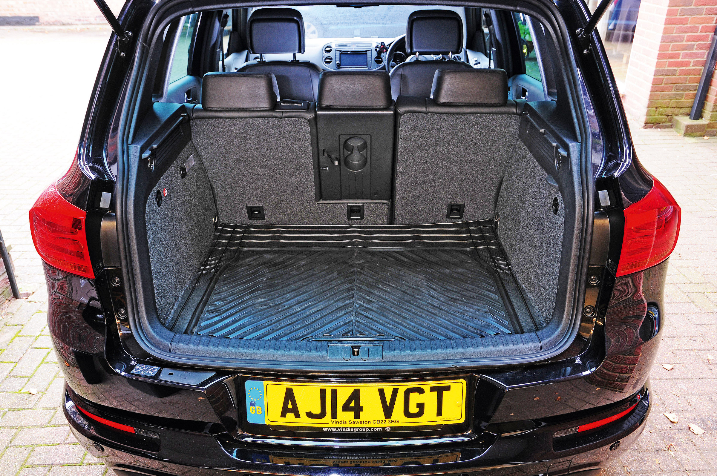 Halfords Universal Boot Mat