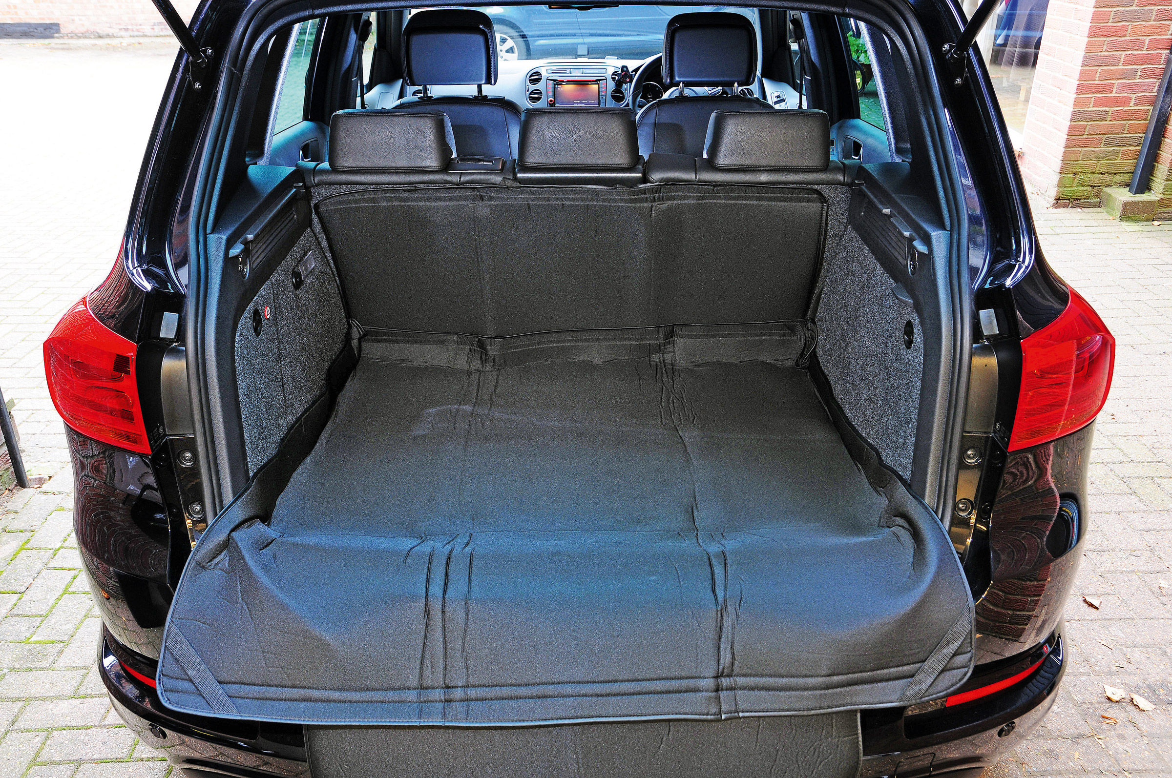 Halfords Complete Boot and Bumper Protector