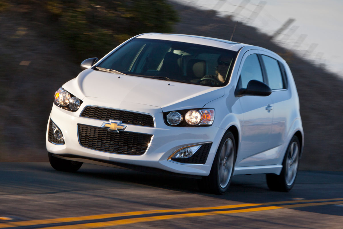 Chevrolet Aveo RS front tracking