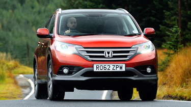 Honda CR-V front cornering