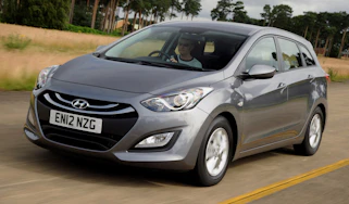 Hyundai i30 Tourer front action