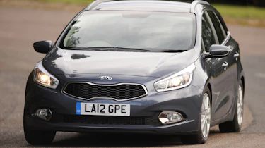 Kia Cee'd Sportswagon front cornering