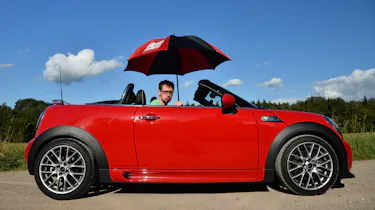 MINI Roadster side profile header