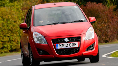 Suzuki Splash front cornering