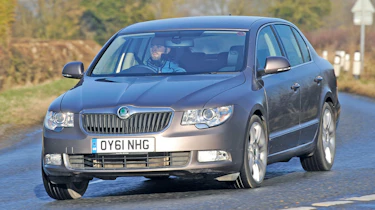 Skoda Superb front cornering