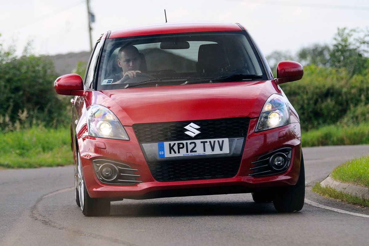 Suzuki Swift Sport front cornering