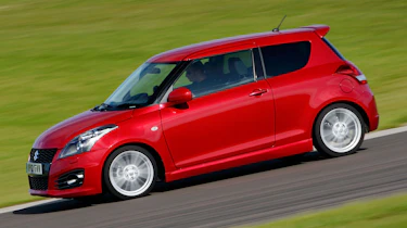 Suzuki Swift Sport front cornering
